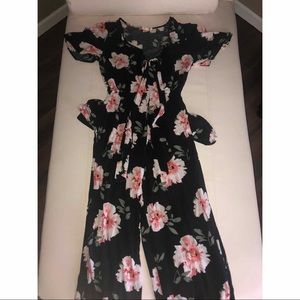 Flower pantsuit